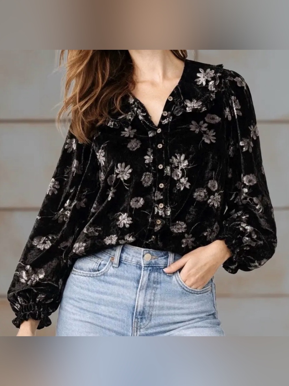 Pilcro Anthropologie Keira Black Velvet Floral Button-Down Blouse Size MP